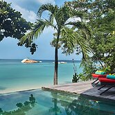 Kupu Kupu Phangan Beach Villas & Spa