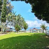 Pandu Lakeside Hotel Tuktuk