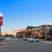 Best Western Plus Landmark Hotel