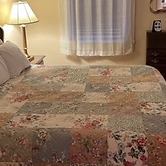 Bird In Hand Village Inn & Suites