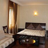 Hotel Shanghai Blues