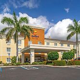 Comfort Suites Sarasota - Siesta Key