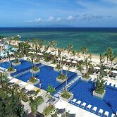 Fusaki Beach Resort Hotel & Villas