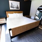 The Lodge at Lincoln Peak