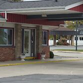 Pinconning Trail Inn Motel