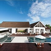 Emanya at Etosha Game Lodge