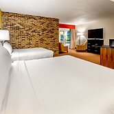 Grand Williston Hotel & Conference Center