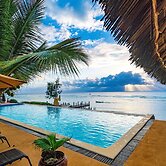 Sunshine Marine Lodge