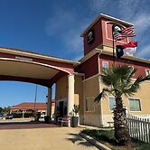 Executive Inn and Suites