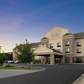 Fairfield Inn & Suites Moscow