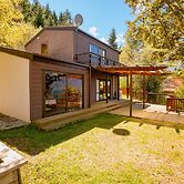 The Lodge   Plush  Quiet   Picturesque