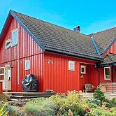 6 Person Holiday Home in Eydehavn