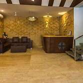 Room in Guest Room - Cosy Room With Private Bath And Work Desk