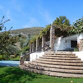 Relaxing House With Stunning View and Private Pool