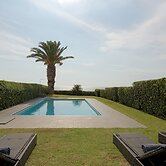 Luxurious Beachfront Villa Maira