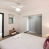 Convenient 1BR Apartment Close to Foreshore & Cbd