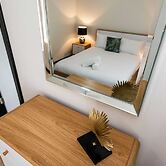 Peaceful South Perth Home near Perth Center