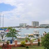 Fisherman's Point  Beach Resort