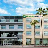 Holiday Inn Express And Suites Glendale Downtown by IHG