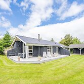 6 Person Holiday Home in Hemmet