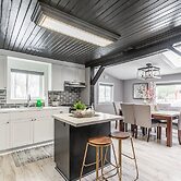 Cozy 3BR House in Watertown by GLOBALSTAY