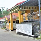 Homestay Puspita Pacet