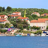 Apartment Josipa Vela Luka