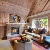 Woodland Chalet 2 mi From Beach Access!