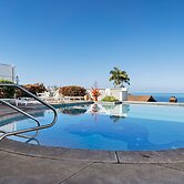 Outrigger Paradise Hale Wa a Pale Private Pool!