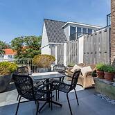 Beautiful Well Equipped Apartment Near the Beach