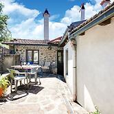 Belvilla by OYO Farmhouse With Private Terrace