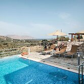 Family Friendly Villa Bluefairy With Private Pool, Near Restaurants & 