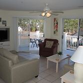 2607m 1 Bedroom Condo by RedAwning