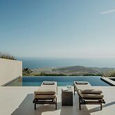 Santorini Sky, Luxury Resort