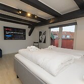 Modern Luxury Penthouse