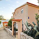 Apartments Villa Senija