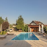 Pool Villa Izabela With Wellness