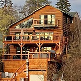 Inn on Bigfork Bay Geronimo
