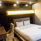 Modern Spacious Studio Room Apartment at Taman Melati