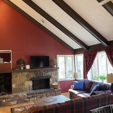 The Glen 60 3 Bedroom Condo by RedAwning