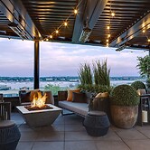 Canopy by Hilton Portland Waterfront