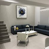 Luxury House With all the Amenities Gym Seg Aa cal Pool Tv Wifi