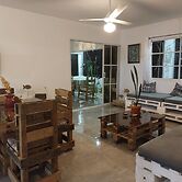 Executive Suite - Apartment 7 in Villa Coconut