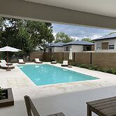 Fantastico Duplex Con Jardin y Piscina