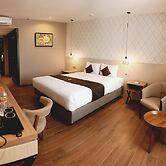 Zenith Premiere Hotel Baubau