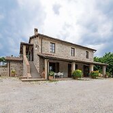 Belvilla by OYO Villa Mulinaccino