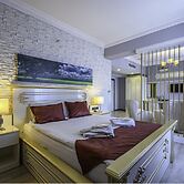 Real House Boutique Hotel