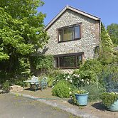 Swallows Nest at Magnolia Lake