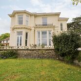 Holcombe House