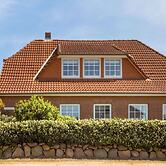 Scenic Apartment in Oldenburg near Sea & Forest